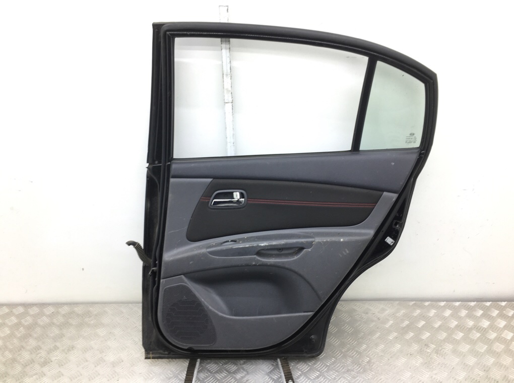 Дверь задняя правая бу для Kia Rio 2 1.5 CRDi, 2008 г. Дверь задняя правая бу для Kia Rio 2 1.5 CRDi, 2008 г.