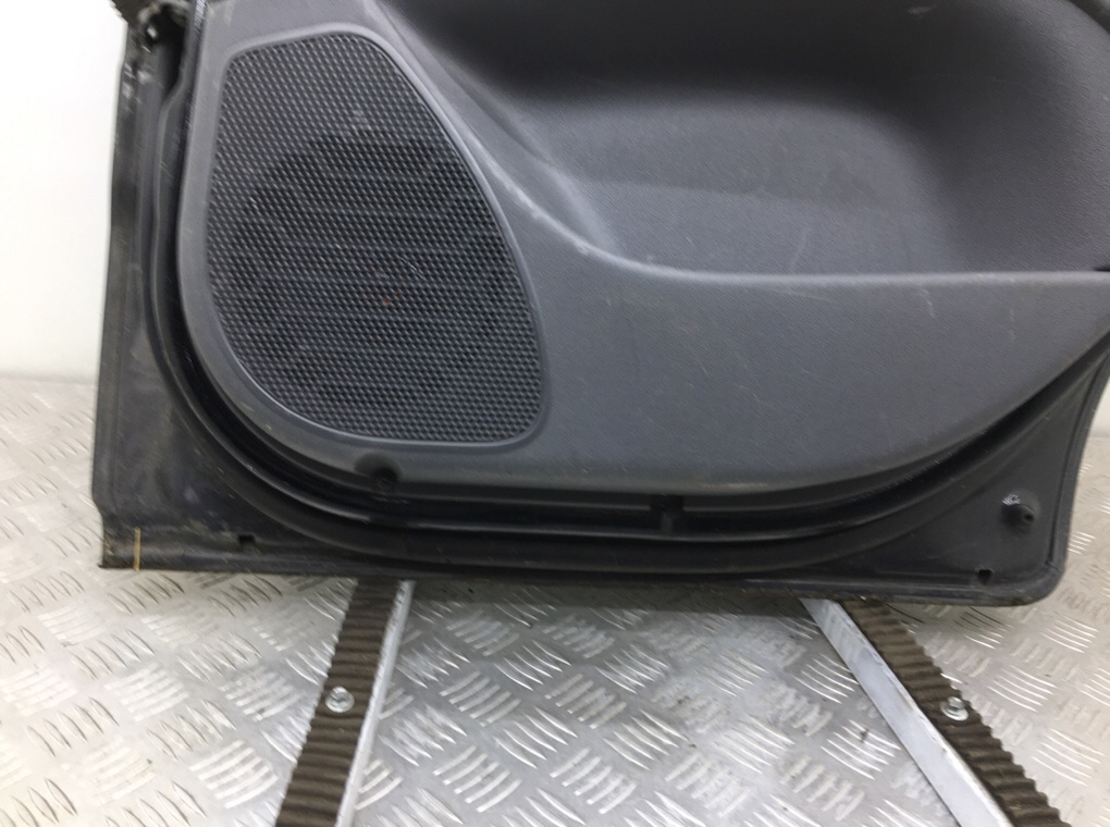 Дверь задняя правая бу для Kia Rio 2 1.5 CRDi, 2008 г. Дверь задняя правая бу для Kia Rio 2 1.5 CRDi, 2008 г.