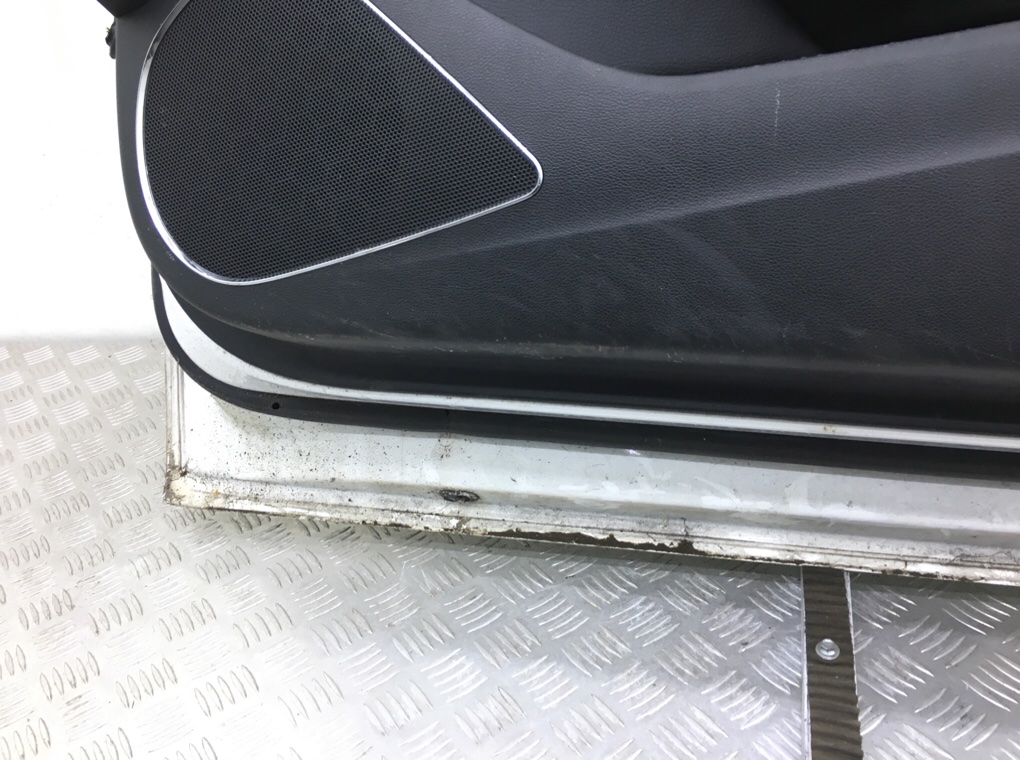 Дверь передняя правая бу для Opel Astra J 1.4 Ti,  2013 г.