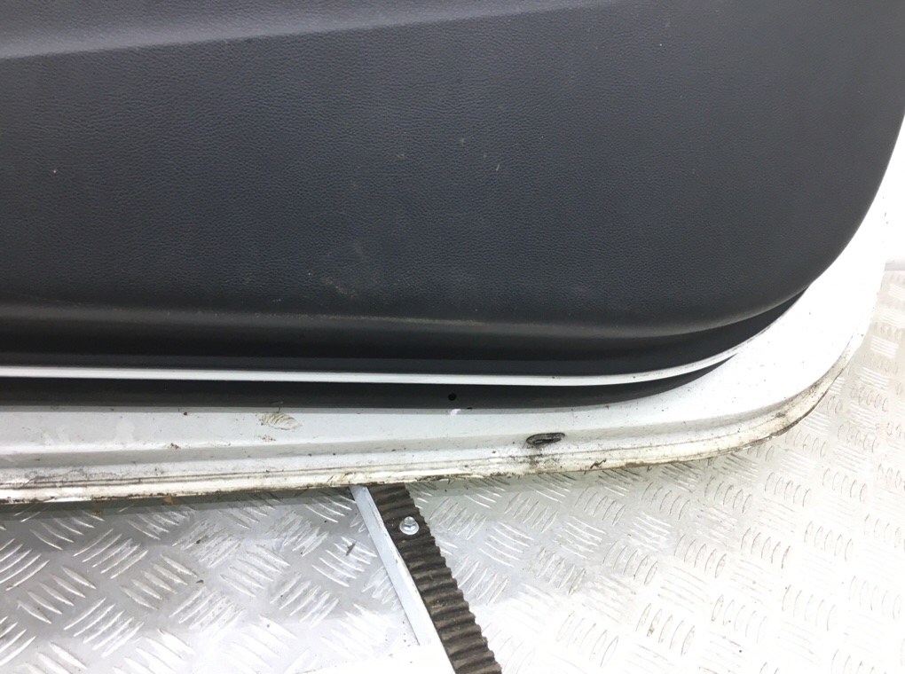 Дверь передняя правая бу для Opel Astra J 1.4 Ti,  2013 г.