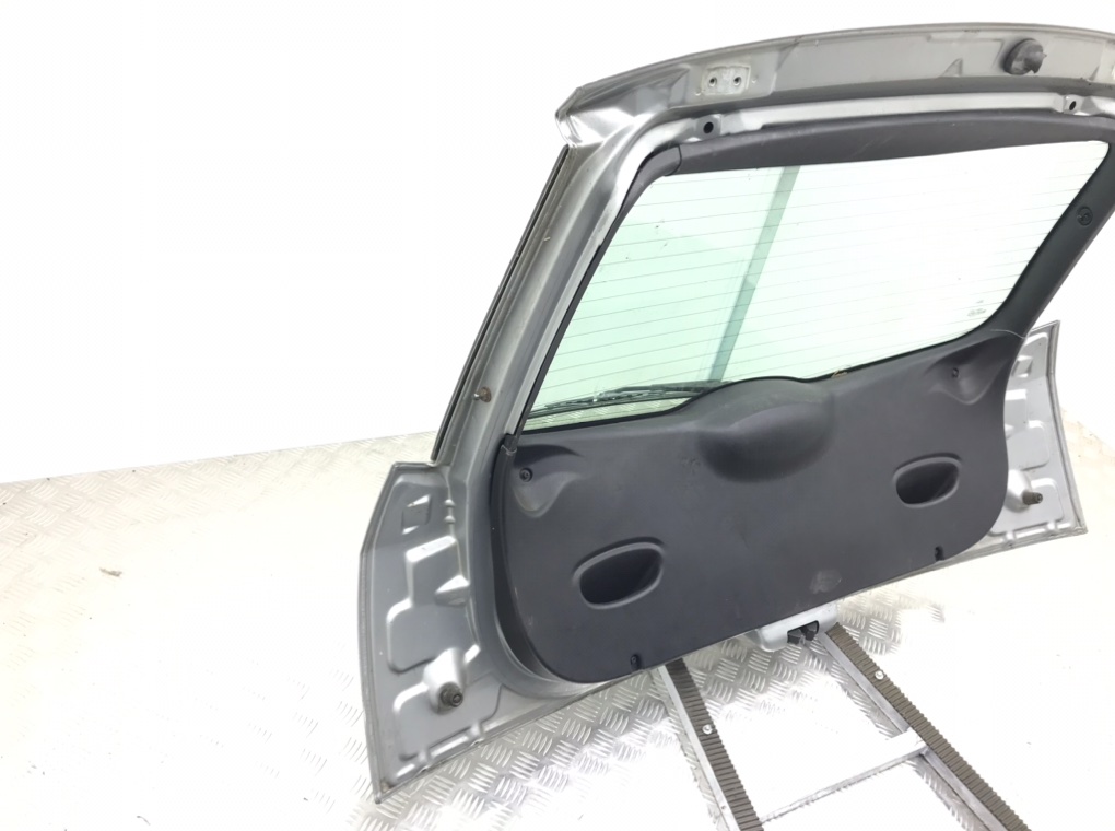 Крышка багажника бу для Ford Focus 1 1.6 i,  2003 г.