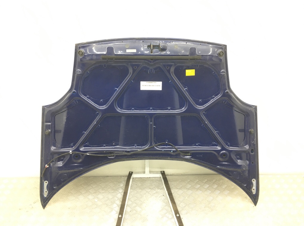 Капот бу для Toyota MR2 1.8 i, 2001 г. Капот бу для Toyota MR2 1.8 i, 2001 г.