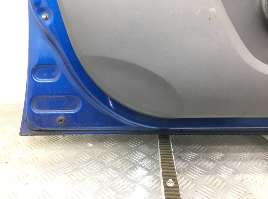 Дверь передняя левая бу для Toyota Aygo 1.0 i, 2009 г. Дверь передняя левая бу для Toyota Aygo 1.0 i, 2009 г.