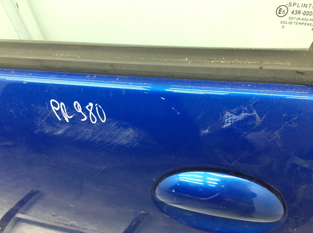 Дверь передняя левая бу для Toyota Aygo 1.0 i, 2009 г. Дверь передняя левая бу для Toyota Aygo 1.0 i, 2009 г.