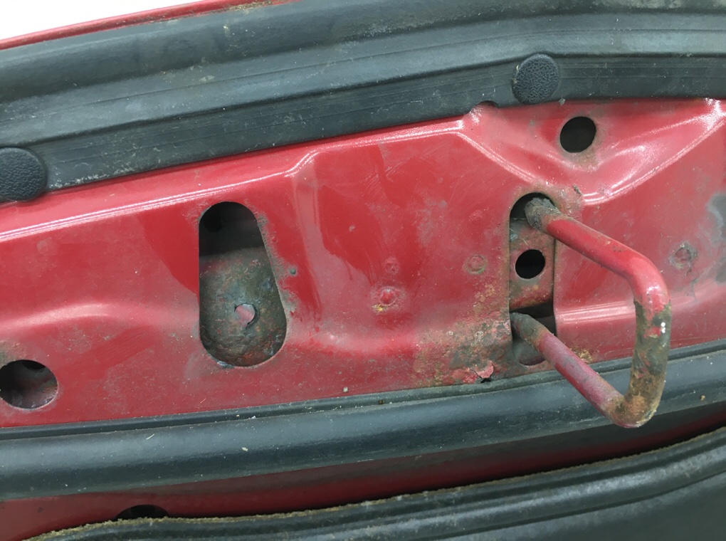 Капот бу для Mazda 3  BL 1.6 TD,  2010 г.