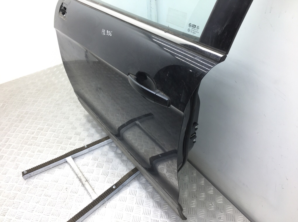 Дверь передняя левая бу для Chevrolet Captiva 2.0 CDi, 2010 г. Дверь передняя левая бу для Chevrolet Captiva 2.0 CDi, 2010 г.