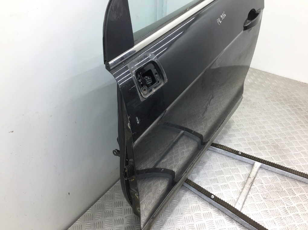 Дверь передняя левая бу для Chevrolet Captiva 2.0 CDi, 2010 г. Дверь передняя левая бу для Chevrolet Captiva 2.0 CDi, 2010 г.