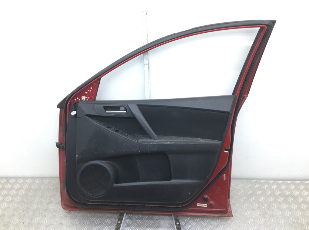 Дверь передняя правая бу для Mazda 3  BL 1.6 TD,  2010 г.