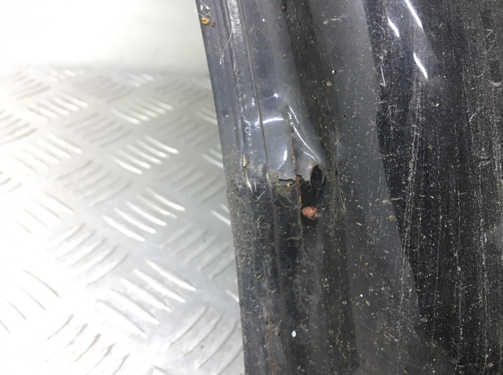 Дверь задняя левая бу для Chrysler 300C  3.0 CRD,  2006 г.