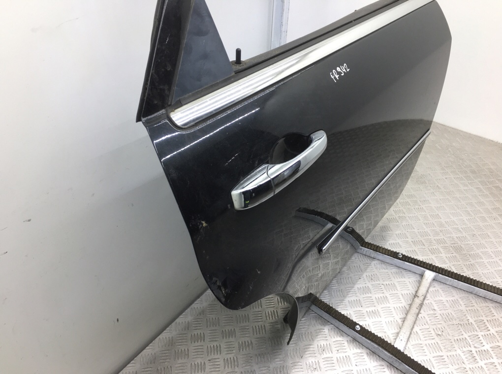 Дверь задняя правая бу для Chrysler 300C  3.0 CRD,  2006 г.