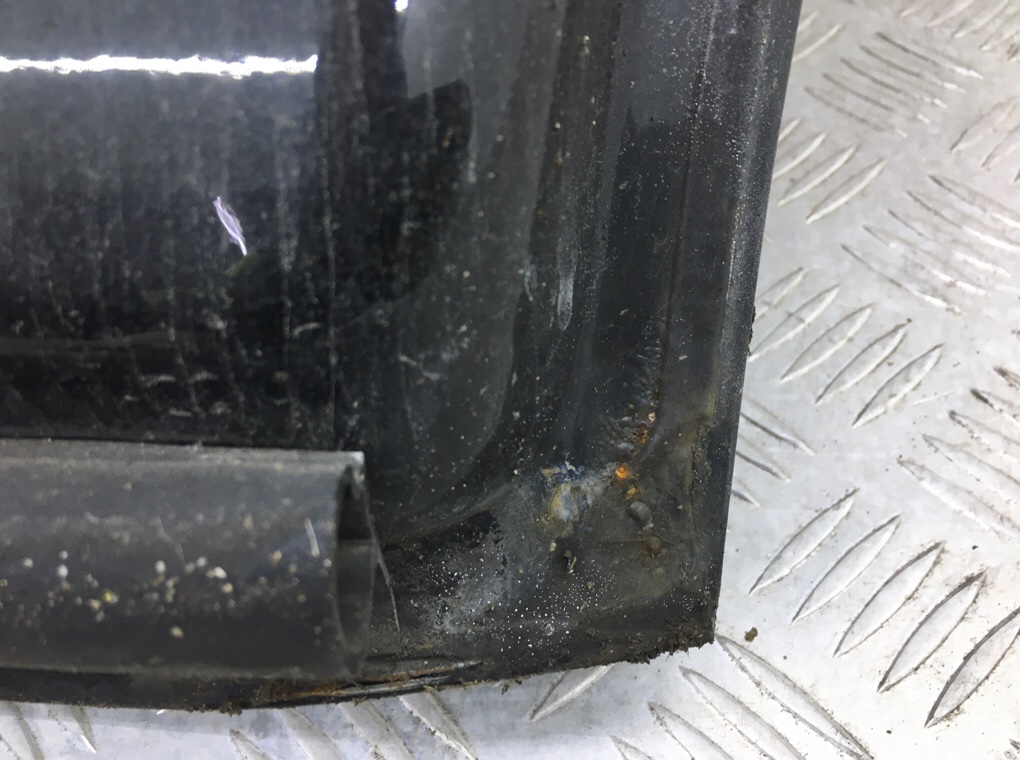 Дверь задняя правая бу для Chrysler 300C  3.0 CRD,  2006 г.