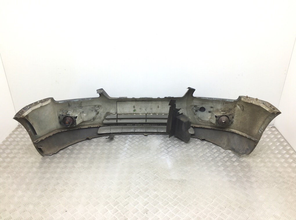 Бампер передний бу для Ford Focus 2 1.6 i,  2006 г.