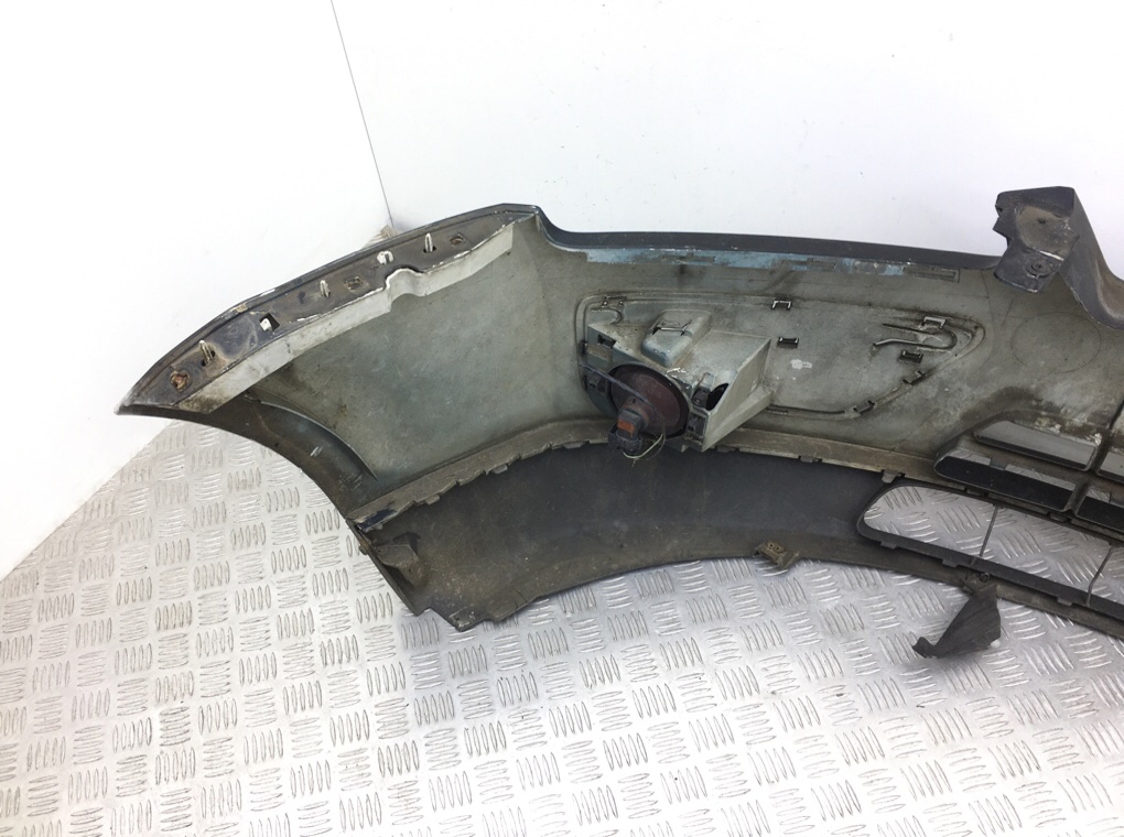 Бампер передний бу для Ford Focus 2 1.6 i,  2006 г.