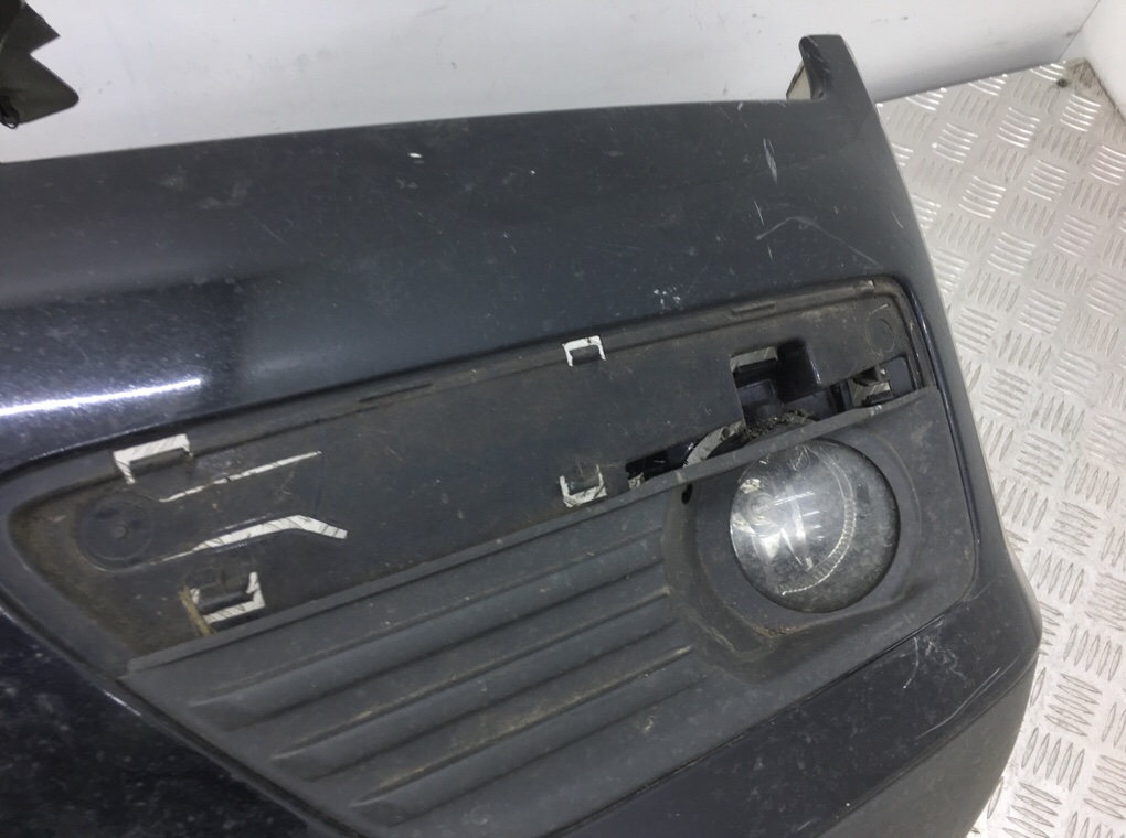 Бампер передний бу для Ford Focus 2 1.6 i,  2006 г.