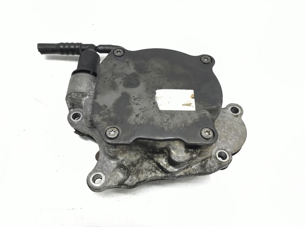 Насос вакуумный бу для Skoda Rapid  1.6 TDi,  2013 г.