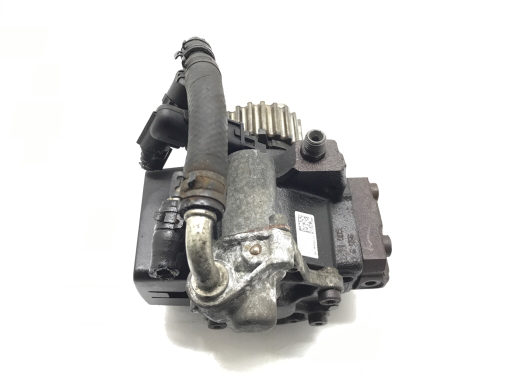 ТНВД бу для Volkswagen Passat B7 1.6 TDi,  2011 г.