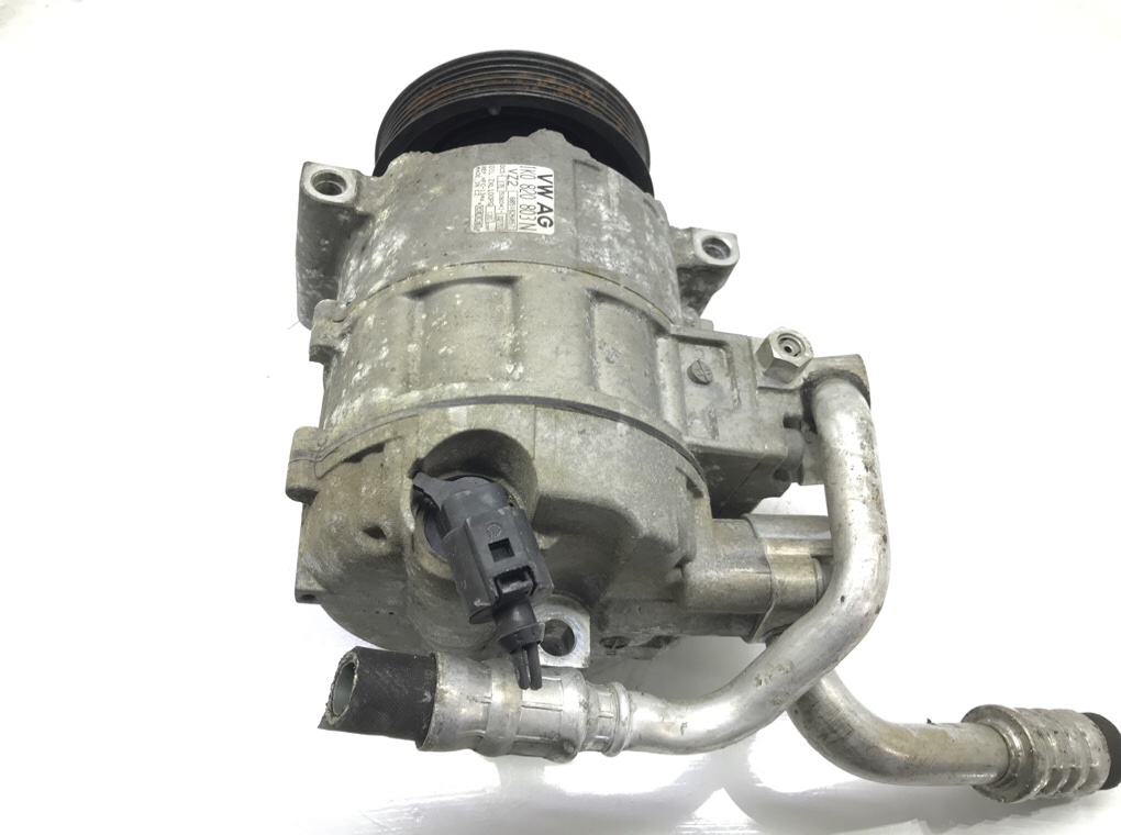 Компрессор кондиционера бу для Volkswagen Golf 5 1.9 TDi, 2006 г. Компрессор кондиционера бу для Volkswagen Golf 5 1.9 TDi, 2006 г.