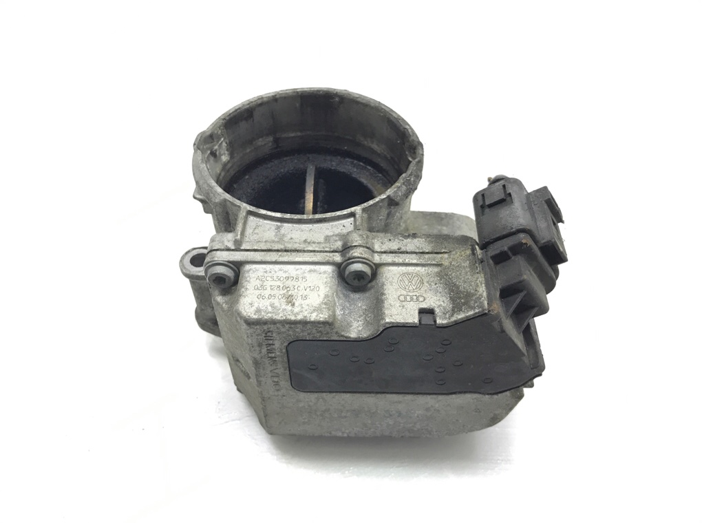 Заслонка дроссельная бу для Volkswagen Golf 5 1.9 TDi, 2006 г. Заслонка дроссельная бу для Volkswagen Golf 5 1.9 TDi, 2006 г.