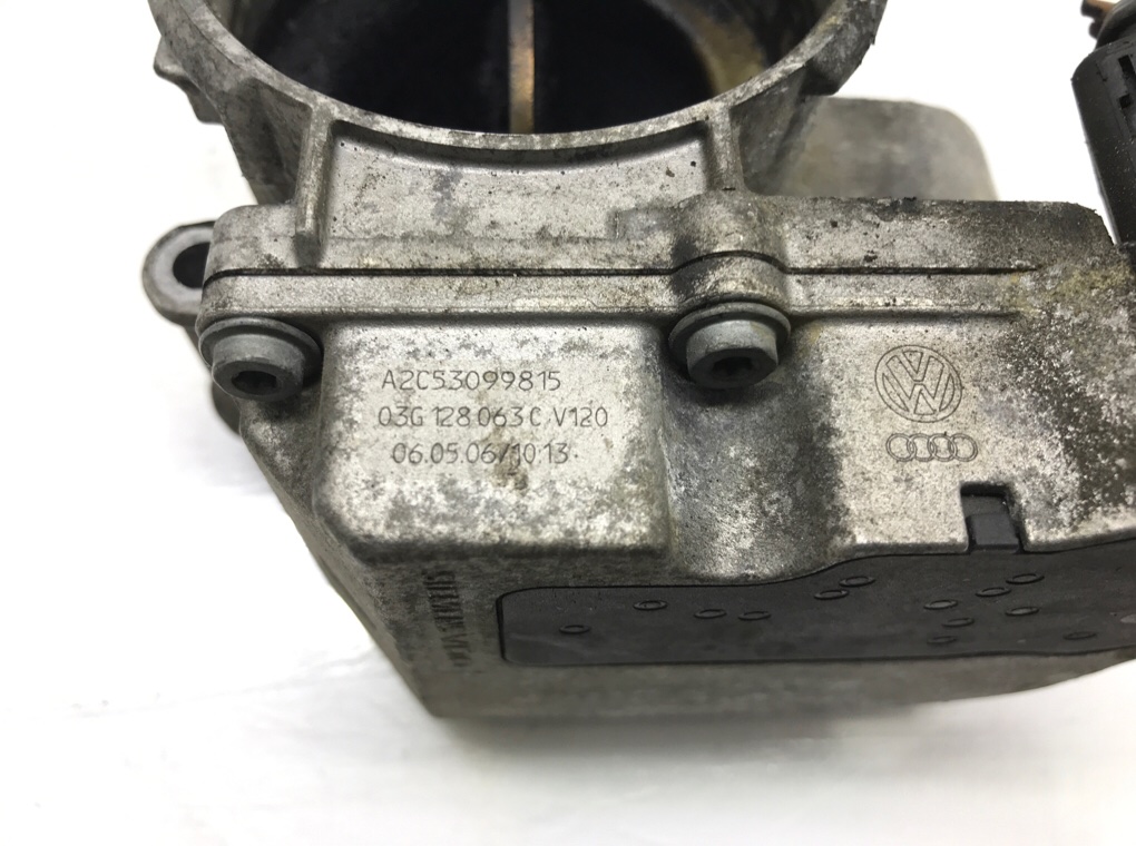 Заслонка дроссельная бу для Volkswagen Golf 5 1.9 TDi, 2006 г. Заслонка дроссельная бу для Volkswagen Golf 5 1.9 TDi, 2006 г.