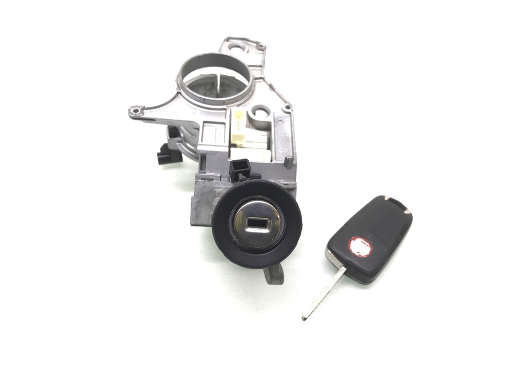 Замок зажигания бу для Opel Astra H 1.7 CDTi,  2009 г.