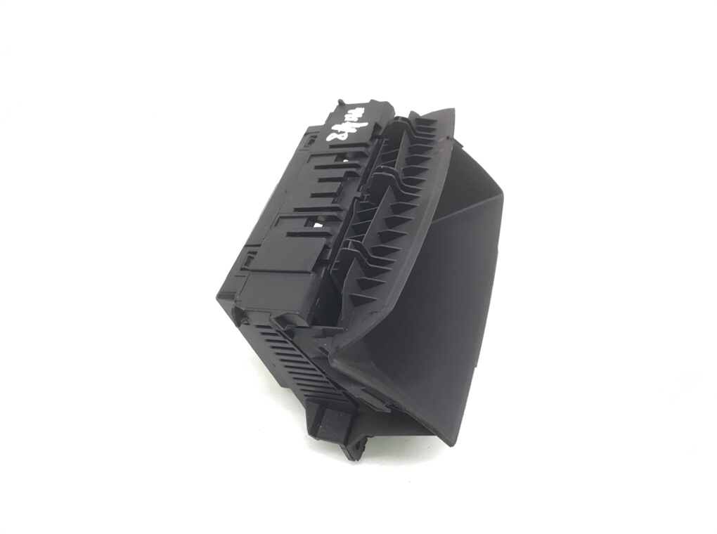 Дисплей бу для Opel Zafira B 1.7 CDTi, 2011 г. Дисплей бу для Opel Zafira B 1.7 CDTi, 2011 г.