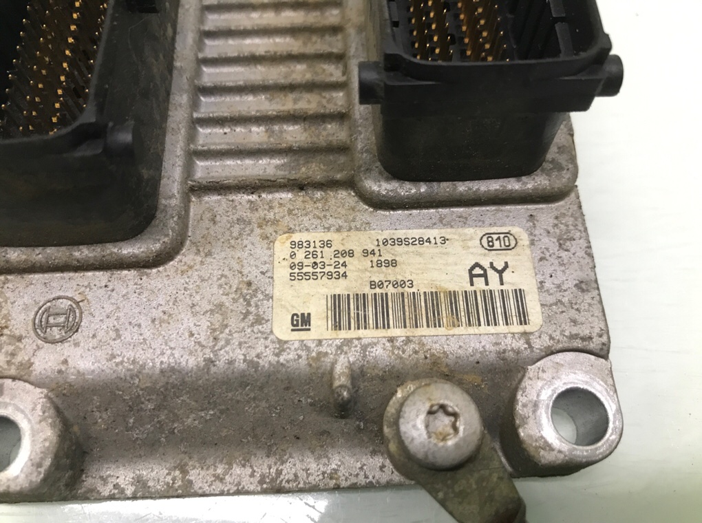 Блок управления двигателем бу для Opel Corsa D 1.4 i,  2009 г.