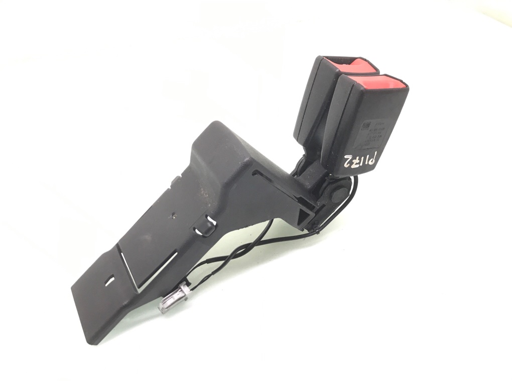 Замок ремня безопасности бу для Opel Zafira C 2.0 CDTi, 2013 г. Замок ремня безопасности бу для Opel Zafira C 2.0 CDTi, 2013 г.