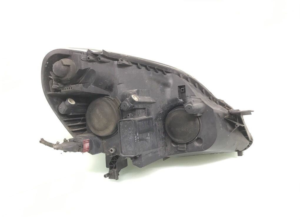 Фара левая бу для Opel Zafira B 1.7 CDTi, 2011 г. Фара левая бу для Opel Zafira B 1.7 CDTi, 2011 г.