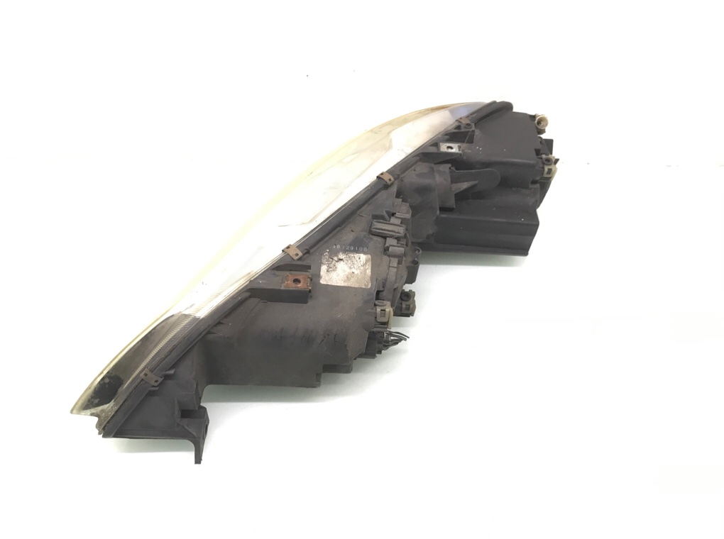 Фара правая бу для Mazda 6  1 2.0 i,  2003 г.