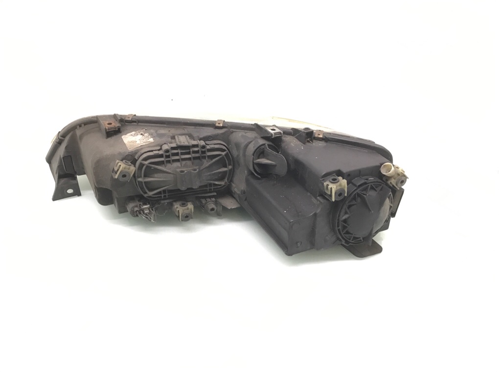 Фара правая бу для Mazda 6  1 2.0 i,  2003 г.