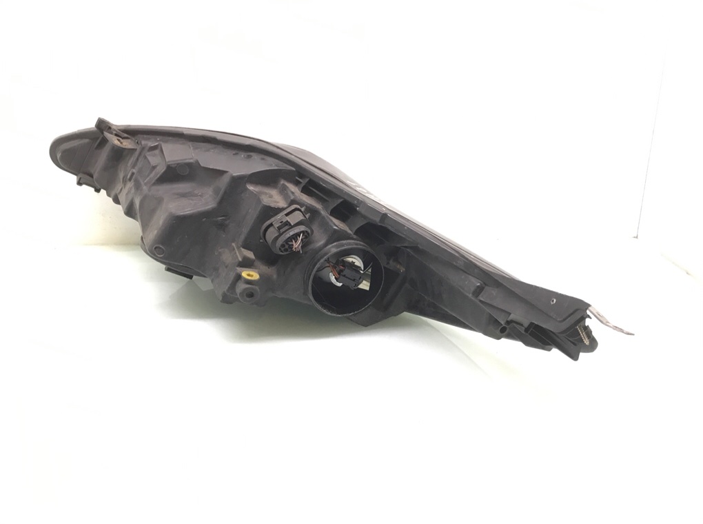 Фара правая бу для Ford Fiesta 6 1.6 i,  2010 г.