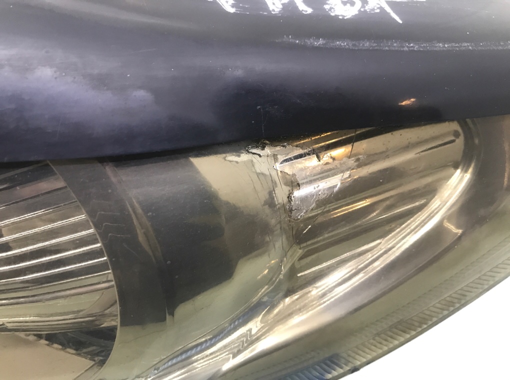 Фара левая бу для Ford Fiesta 6 1.6 i,  2010 г.