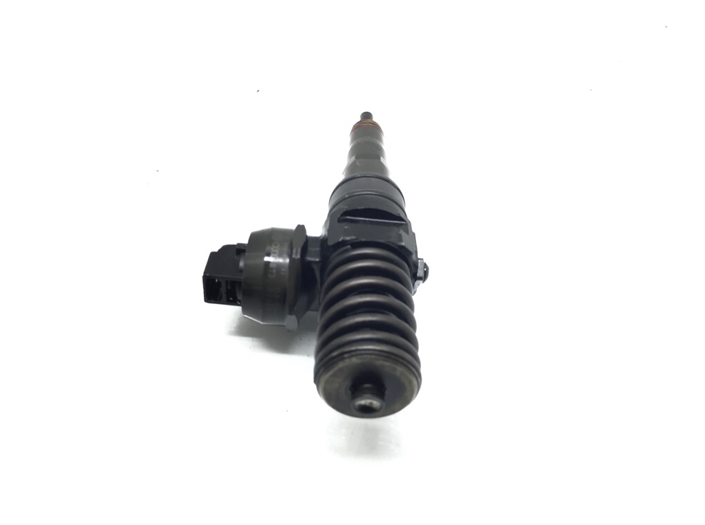 Форсунка бу для Audi A3 8P 1.9 TDi, 2008 г. Форсунка бу для Audi A3 8P 1.9 TDi, 2008 г.