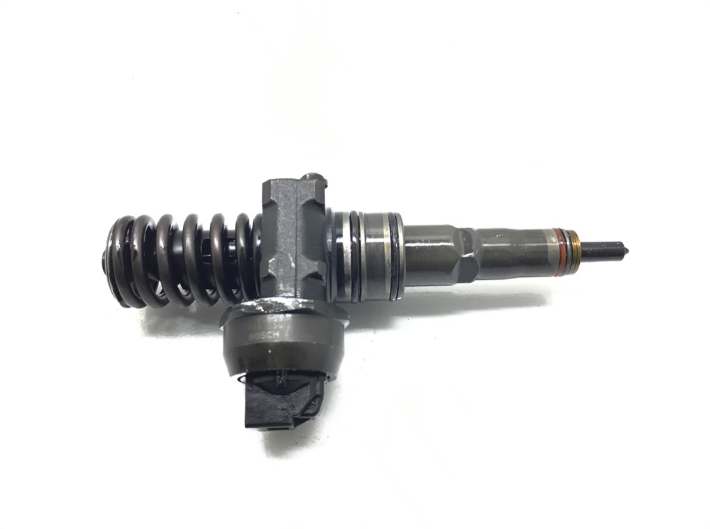 Форсунка бу для Audi A3 8P 1.9 TDi, 2008 г. Форсунка бу для Audi A3 8P 1.9 TDi, 2008 г.