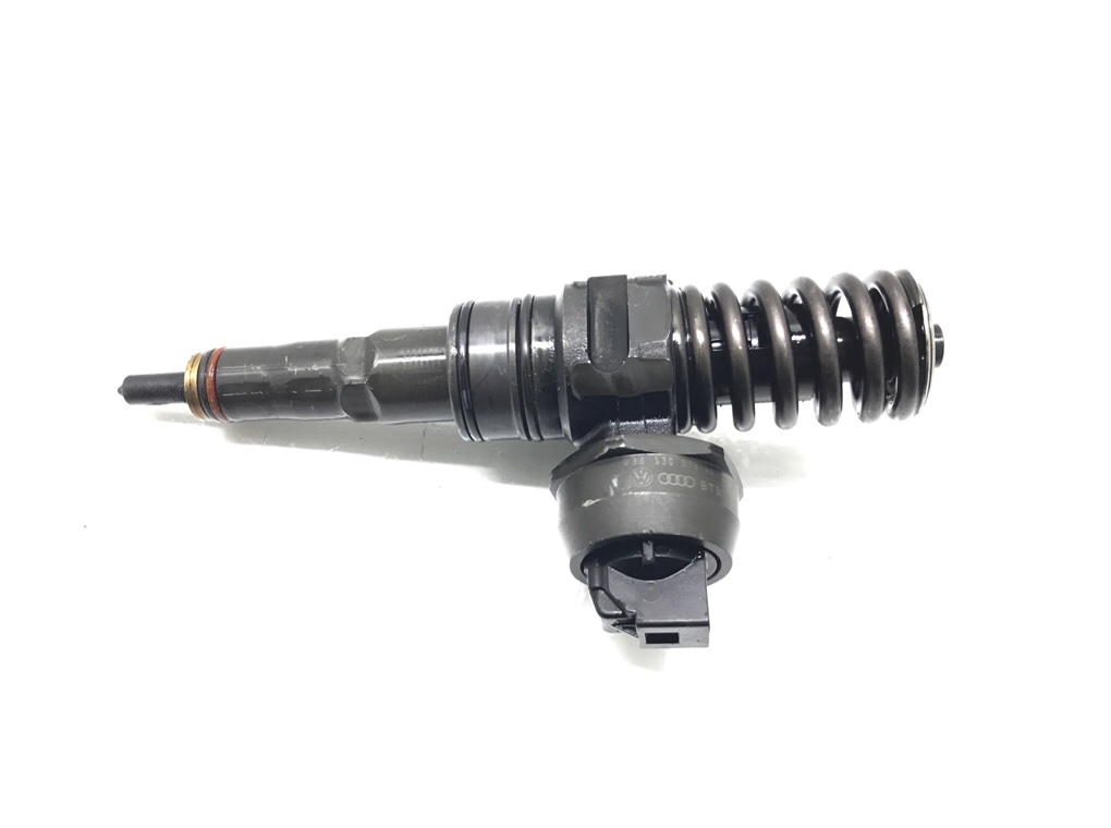 Форсунка бу для Audi A3 8P 1.9 TDi,  2008 г.