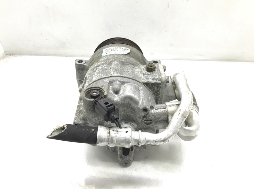 Компрессор кондиционера бу для Volkswagen Golf 5 1.9 TDi, 2007 г. Компрессор кондиционера бу для Volkswagen Golf 5 1.9 TDi, 2007 г.