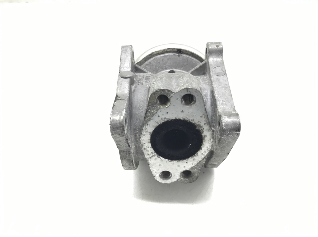 Клапан EGR бу для Volkswagen Golf 5 1.9 TDi, 2007 г. Клапан EGR бу для Volkswagen Golf 5 1.9 TDi, 2007 г.