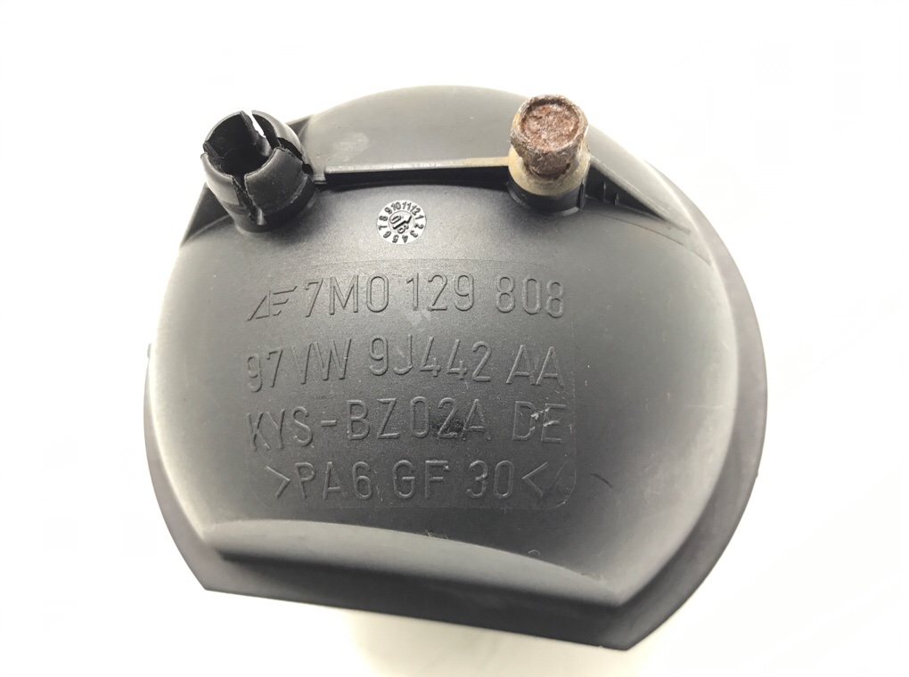 Ресивер воздушный бу для Volkswagen Golf 5 1.9 TDi, 2007 г. Ресивер воздушный бу для Volkswagen Golf 5 1.9 TDi, 2007 г.