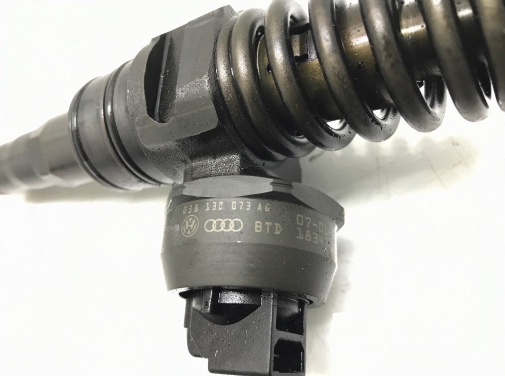 Форсунка бу для Volkswagen Golf 5 1.9 TDi,  2007 г.