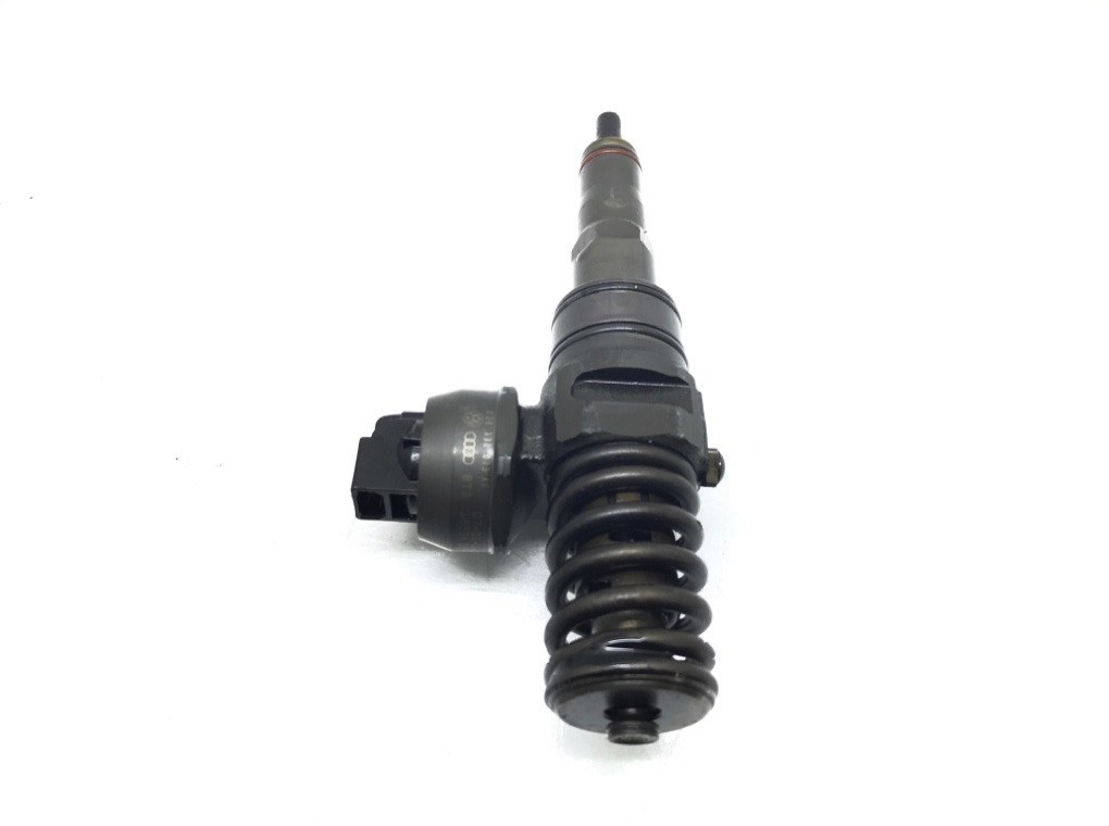 Форсунка бу для Volkswagen Golf 5 1.9 TDi,  2007 г.