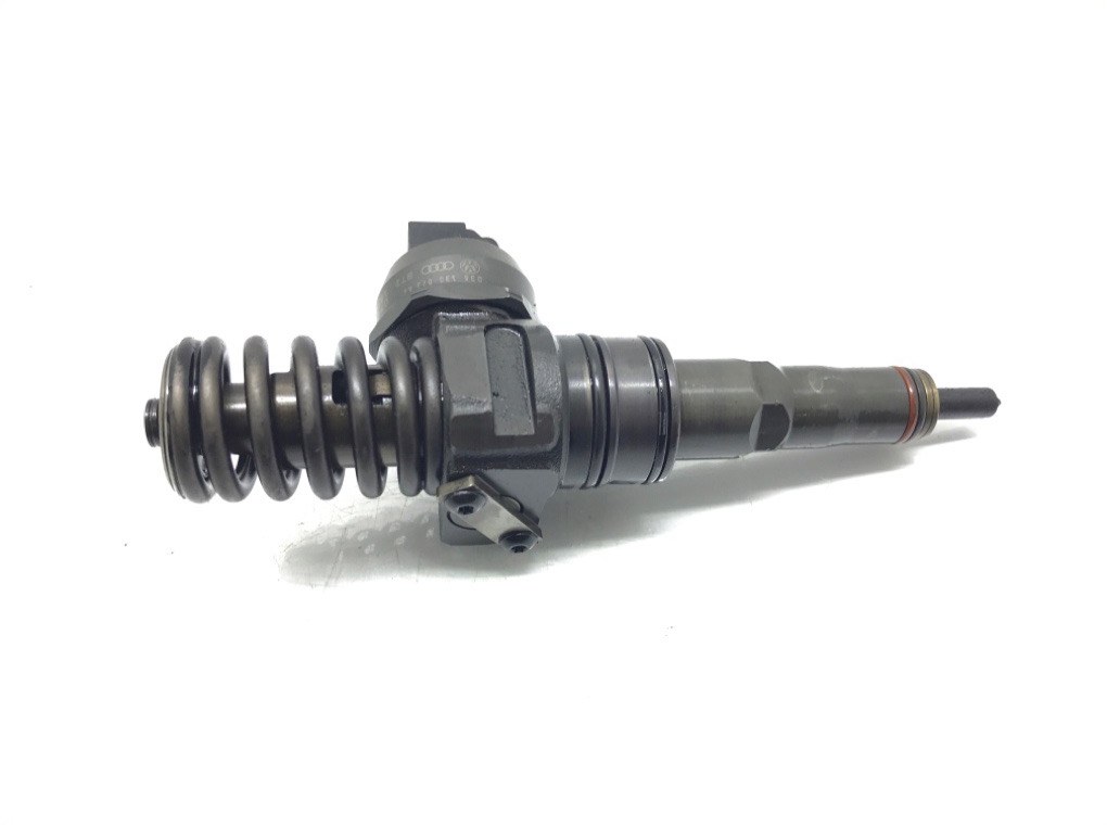 Форсунка бу для Volkswagen Golf 5 1.9 TDi,  2007 г.