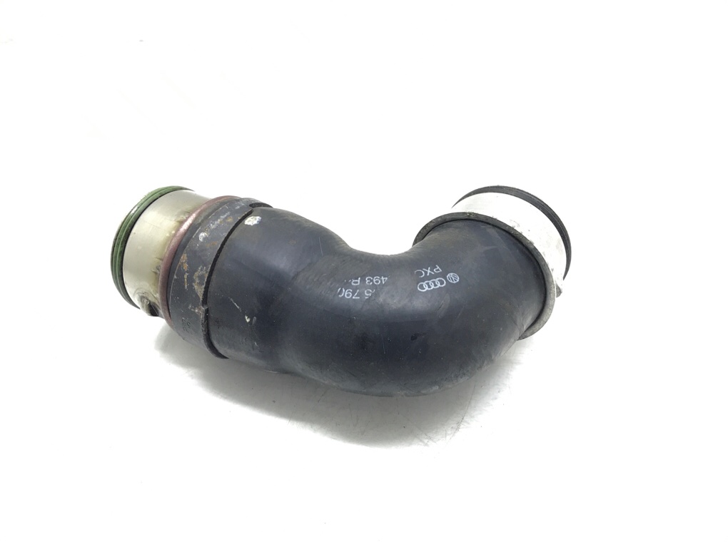 Патрубок турбины бу для Audi A3 8P 1.9 TDi,  2008 г.