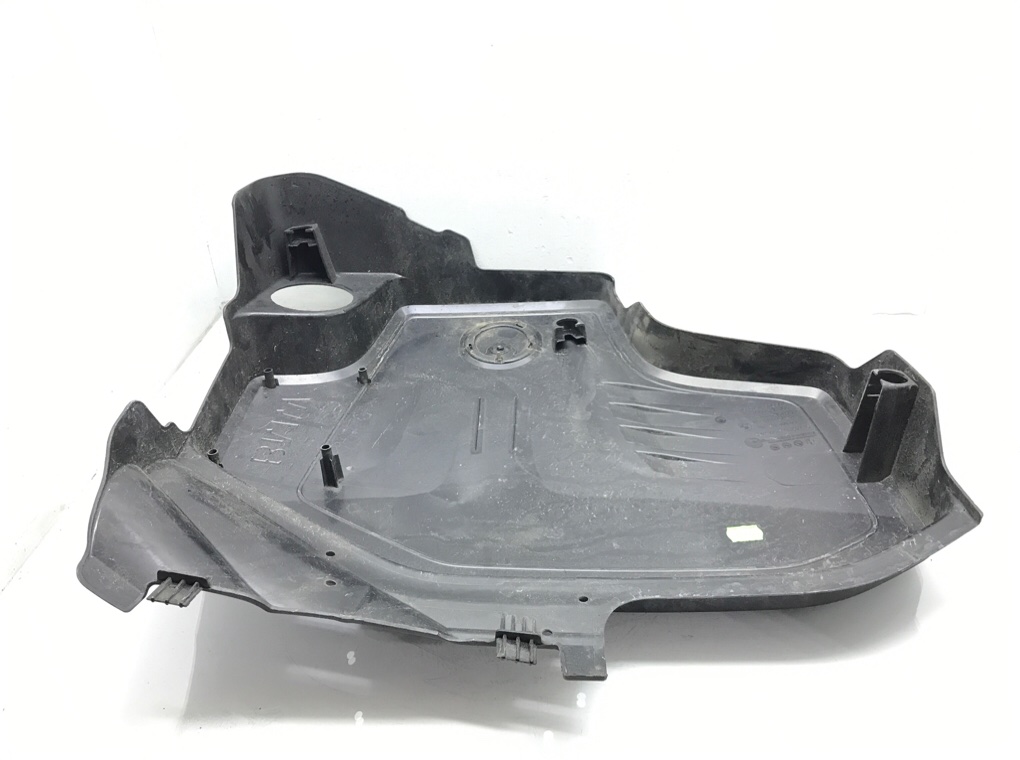 Декоративная крышка двигателя бу для BMW X3 F25 2.0 i,  2014 г.