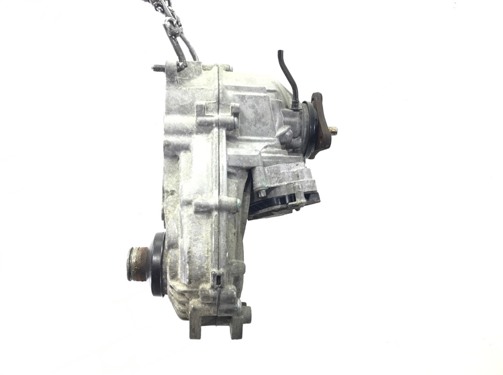 Раздаточная коробка бу для BMW X3 F25 2.0 i, 2014 г. Раздаточная коробка бу для BMW X3 F25 2.0 i, 2014 г.