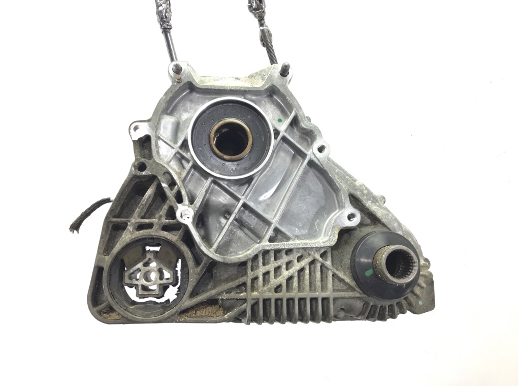 Раздаточная коробка бу для BMW X3 F25 2.0 i, 2014 г. Раздаточная коробка бу для BMW X3 F25 2.0 i, 2014 г.