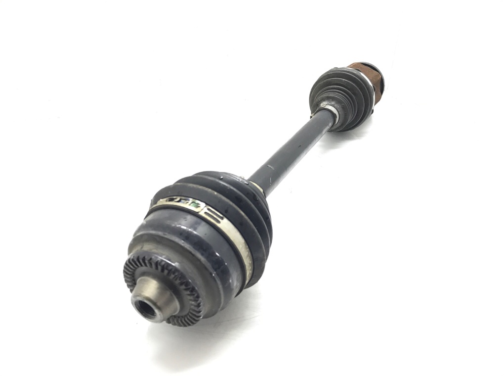 Полуось передняя левая (приводной вал, ШРУС) бу для BMW X3 F25 2.0 i,  2014 г.
