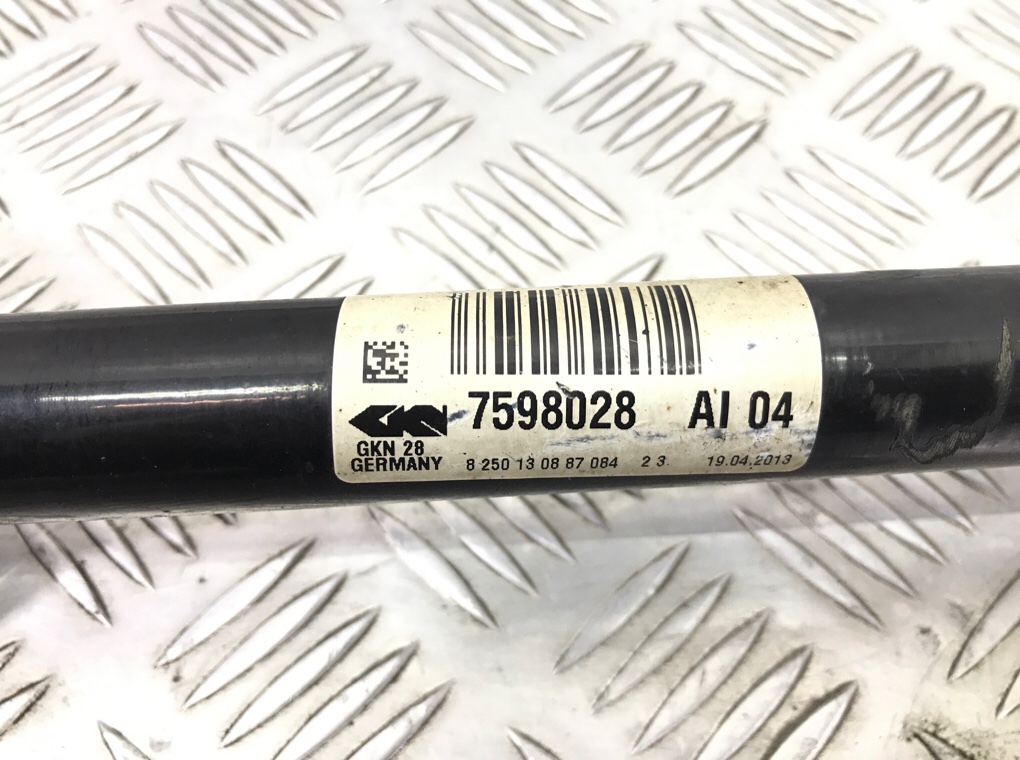 Полуось передняя правая (приводной вал, ШРУС) бу для BMW X3 F25 2.0 i,  2014 г.