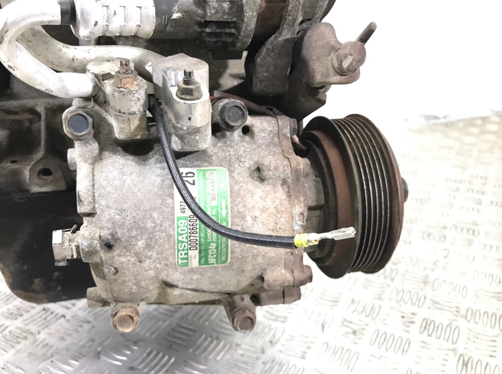 Двигатель (ДВС)  бу для Honda Civic 7 1.4 i,  2004 г.