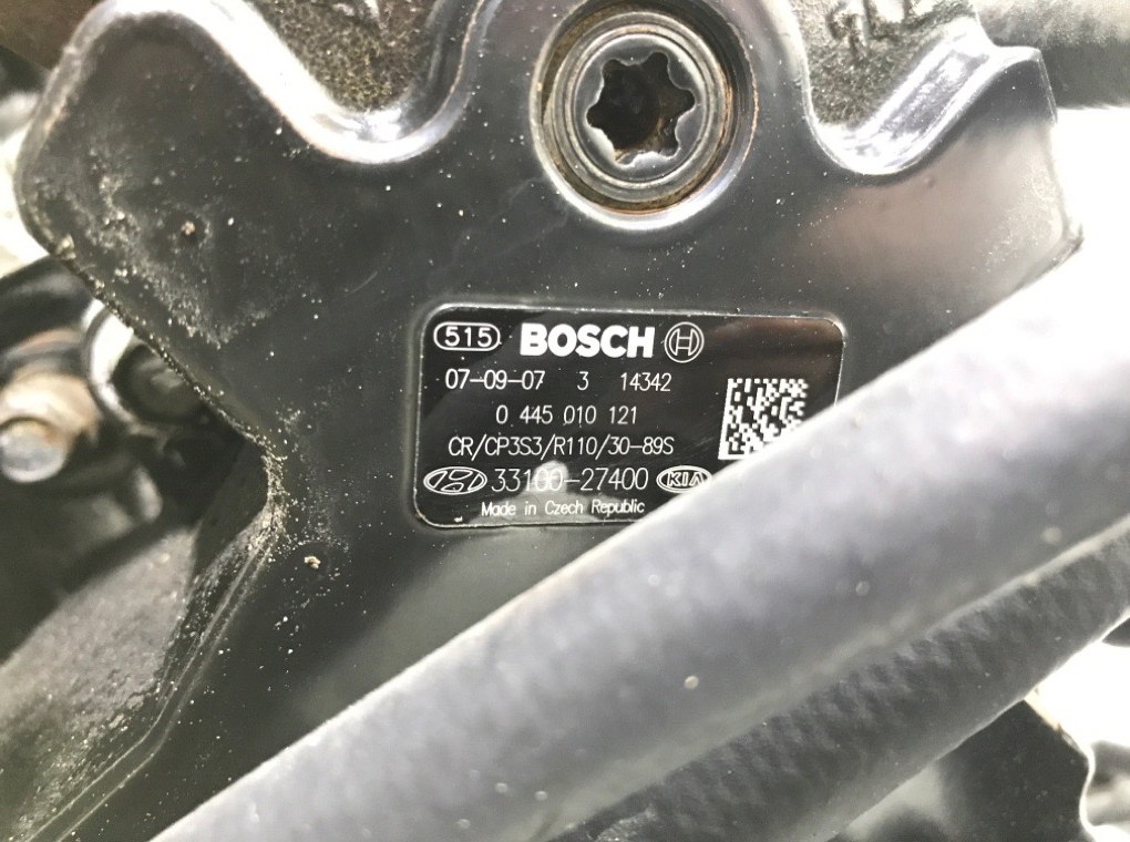 Двигатель (ДВС)  бу для Kia Carens 2 2.0 CRDi,  2008 г.