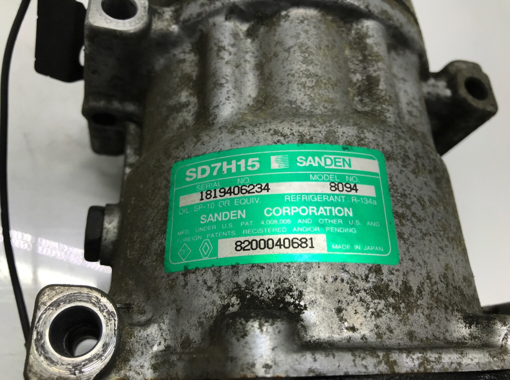 Компрессор кондиционера бу для Volvo V40  1.9 TD,  2003 г.